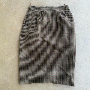 VINTAGE 1980s WOMENS BURBERRYS PLAID PLEATED WOOL SKIRT